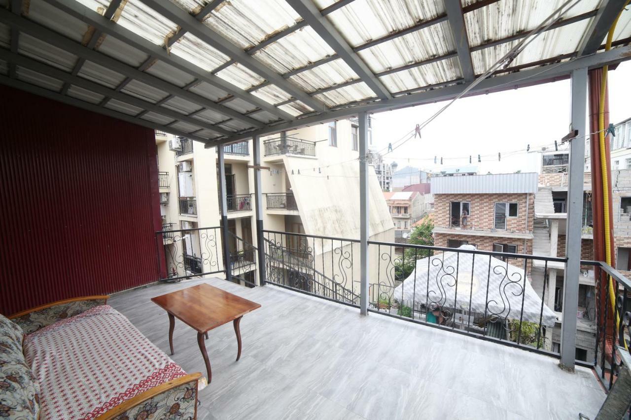 Makvalas Apartment In Batumi Centre Buitenkant foto